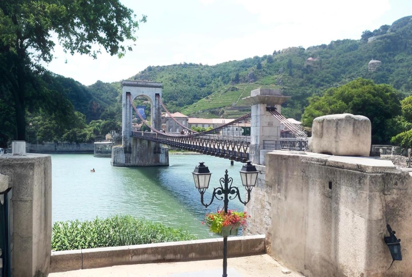 Le Clos Du Rhone - Hypercentre - Wifi Leilighet Tournon-sur-Rhone Eksteriør bilde